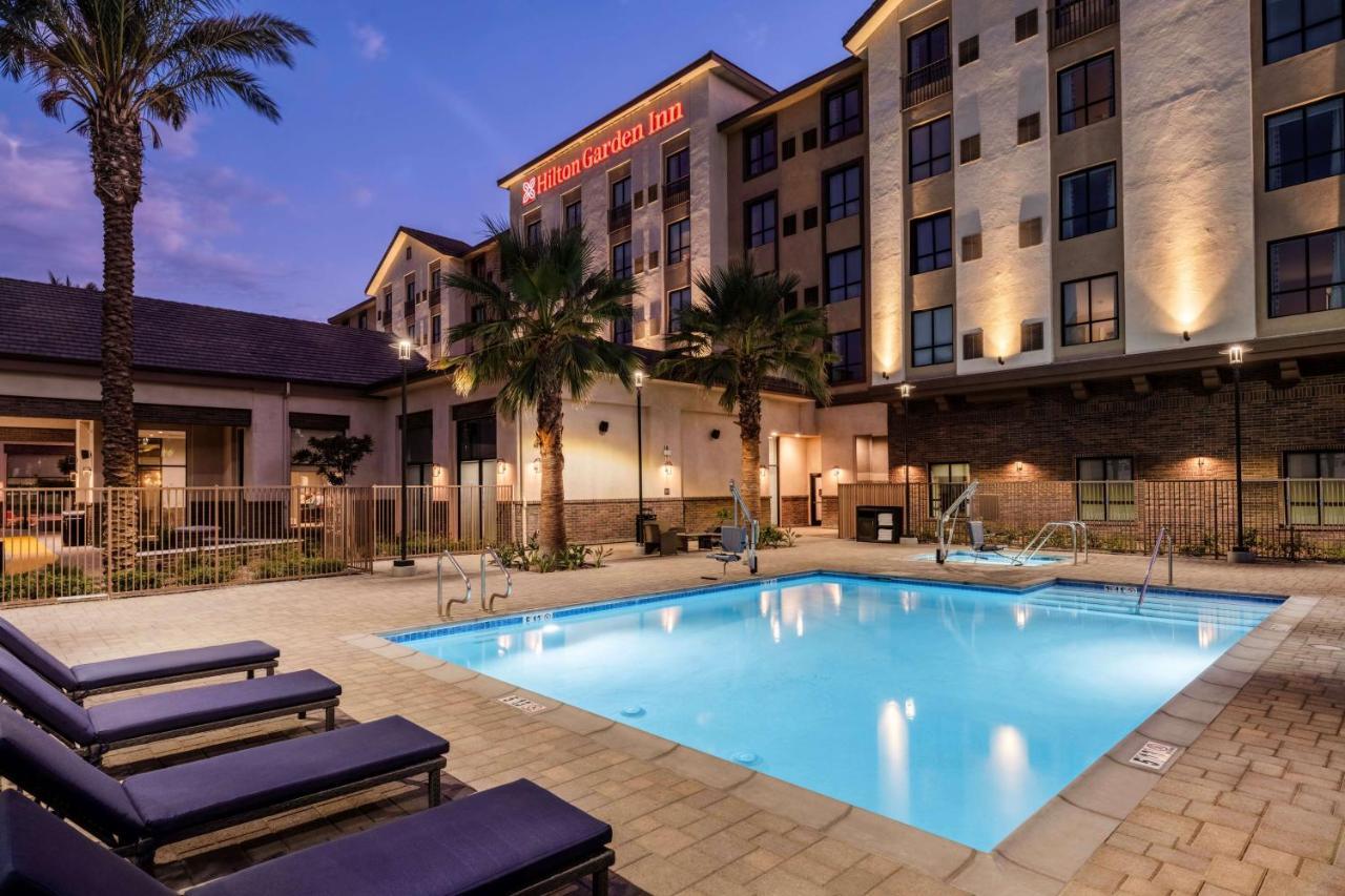 Hilton Garden Inn Pomona, Ca Exterior foto
